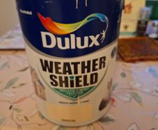 Dulux Weather Shield masonry paint 5 litres