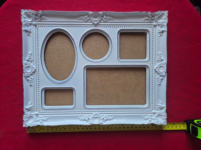 White Antique Style Photo Frame