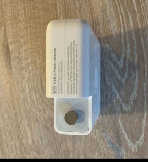 87W MacBook USB C power adapter charger