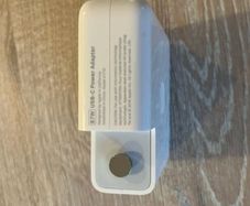 87W MacBook USB C power adapter charger
