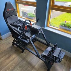 Fanatec sim racing rig