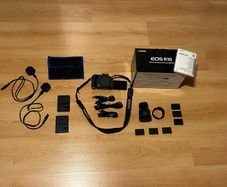 Canon eos r10 kit + canon rf 18-45 mm and 6 genuine canon lpe-17 batteries and more