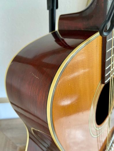 Yamaha FG-200 Vintage 1974 Acoustic Guitar