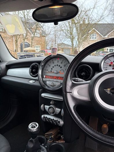 07 Mini Cooper