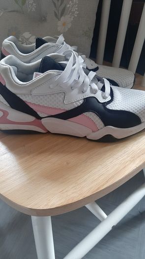 Puma runners....