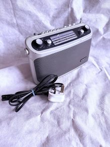 Roberts classic radio 928