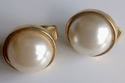 Vintage gold tone faux pearl clip on earrings