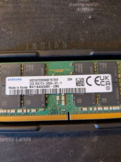 32Gb stick Samsung DDR 4 RAM