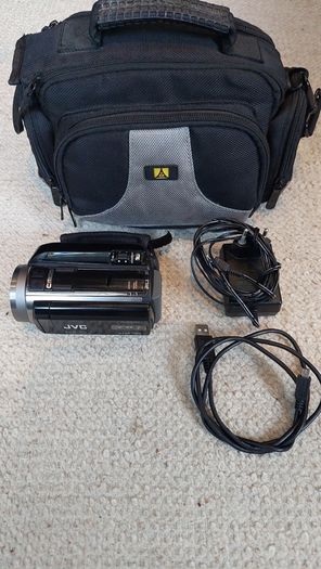 JVC GZ-HD10 Camcorder Video Camera