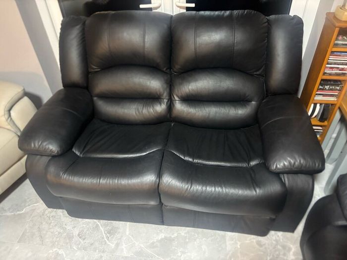 Black Leather 2&3 seater