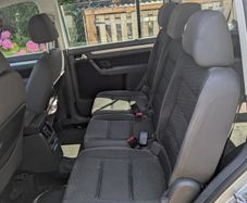 VW Touran Middle row of seats - Tonight only!