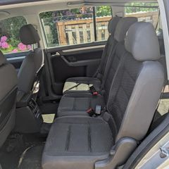 VW Touran Middle row of seats - Tonight only!