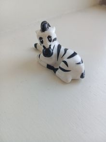Vintage Pound Jungle Zebra