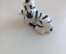 Vintage Pound Jungle Zebra
