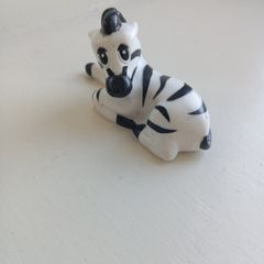 Vintage Pound Jungle Zebra