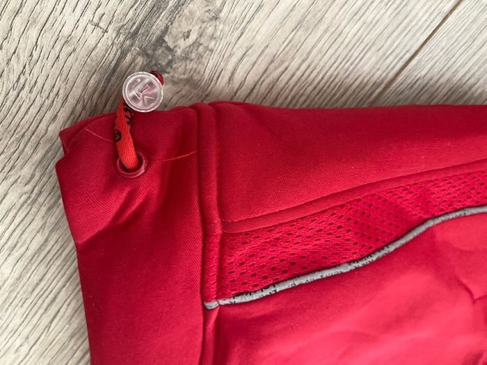 Low Kick winter hoodie size 6 years old