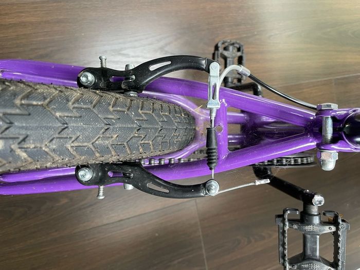 Apollo Envy Junior Hybrid Bike 20" Wheel - Excellent Condition