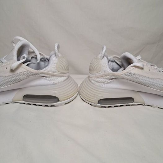 nike air max 2090 size 6 eu 39 white in excellent condition