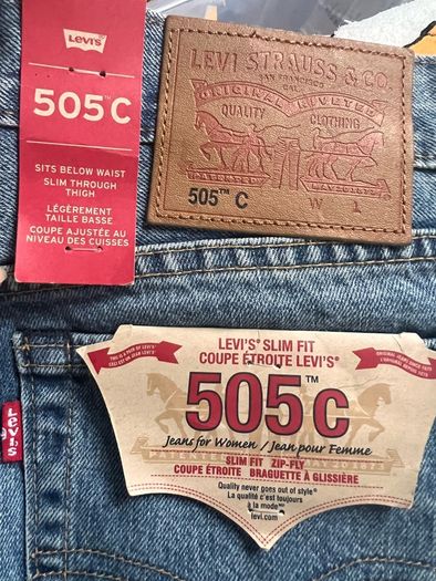 Levis 505 c shorts, BNWT