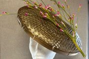 Ladies hat Gold Stunning piece