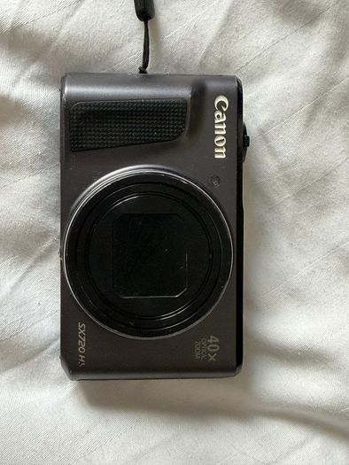 Canon 40x optical zoom SX720HS