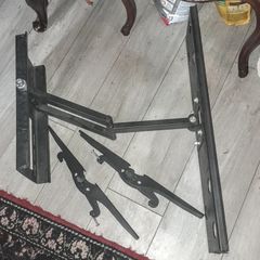 Large sturdy wall mount for TV