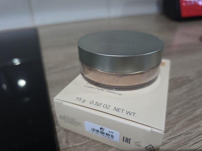 Artdeco mineral powder foundation