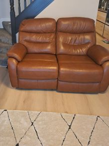 Sofa - Leather, electric recliner