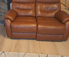 Sofa - Leather, electric recliner
