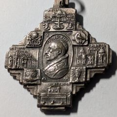 Holy Door year medal