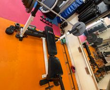 Bench press   Leg extension   Leg curl including bar and weights