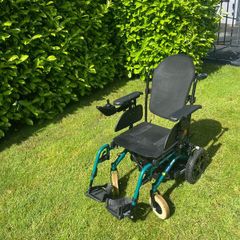 Electric Wheelchair