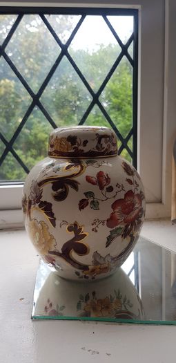 Mason Urn