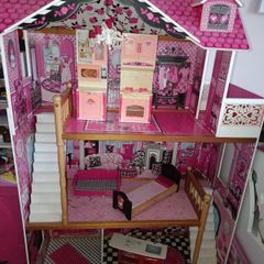 doll house