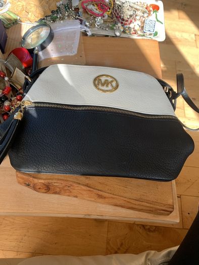 handbag