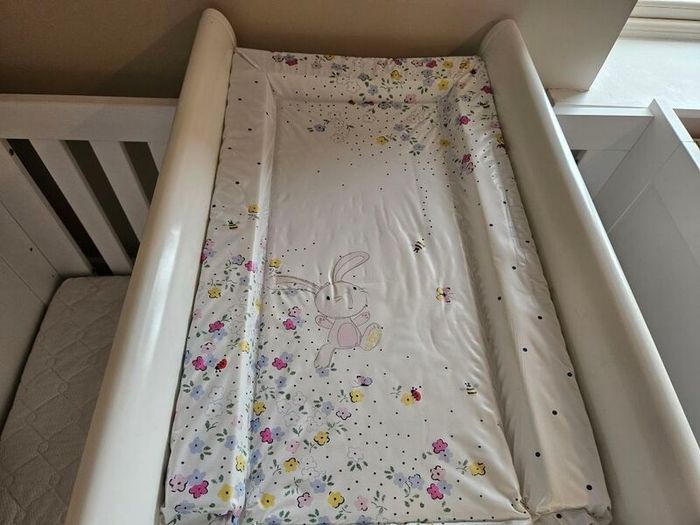 Baby Cot Bed with changing table