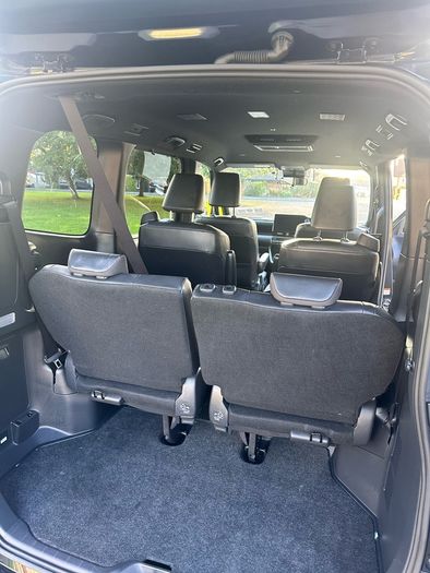 Toyota Voxy 2022