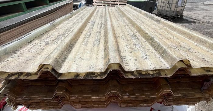 Carbon Fibre GRP Roofing Sheets 70 Pieces 1m by 2 45m