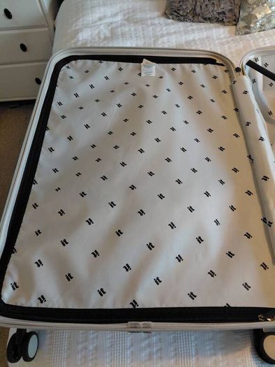 large hard shell suitcase