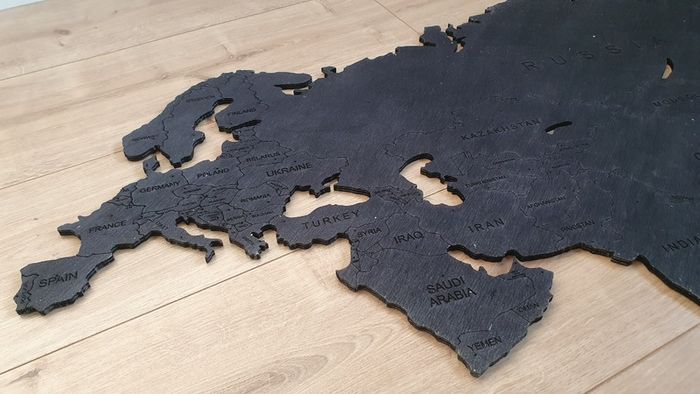 2D Classic Version Map of The World Country Borders and Names