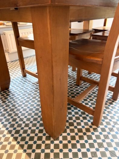 Solid Wood Extendable Table