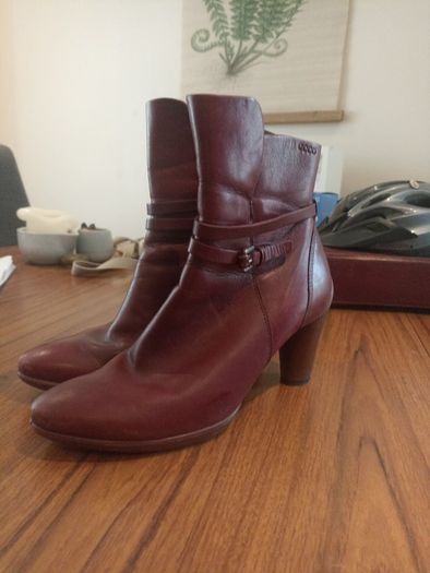 ECCO boots