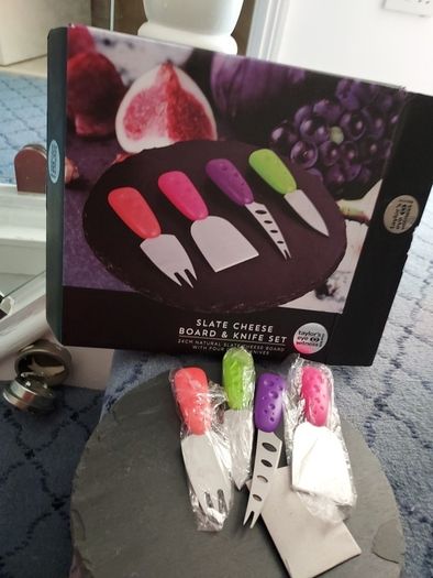 Taylor's Eye Witness Slate Cheese Board and Knife Set