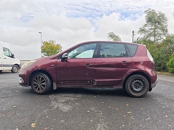2012 Renault Scenic