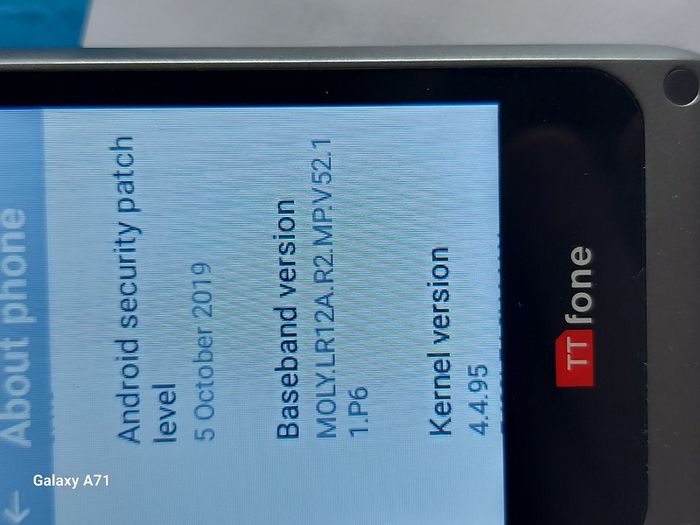 TTPhone, Flip Phone, Model TT970, in excellent like new condition