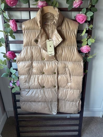 gilet Bnwt Azara beige tie belt gilet TU sizing