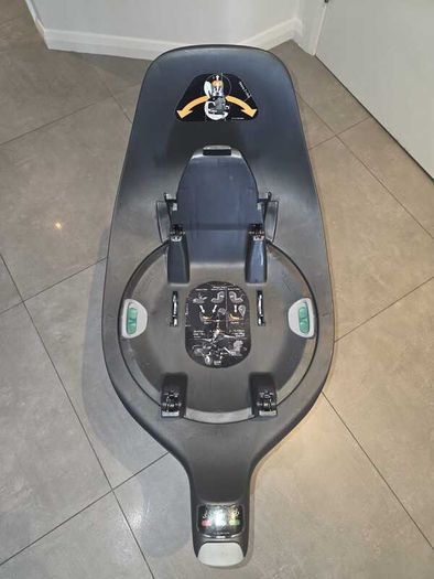 Cybex Sirona Z i-Size Car Seat  Base Z Swivel  Soho Grey