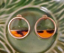 Gold tone faux tortoise shell earrings