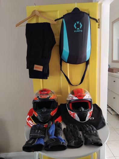 Motorbike SUZUKI GSX 750 F & Gear Accessories