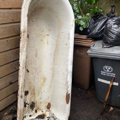 Metal bath